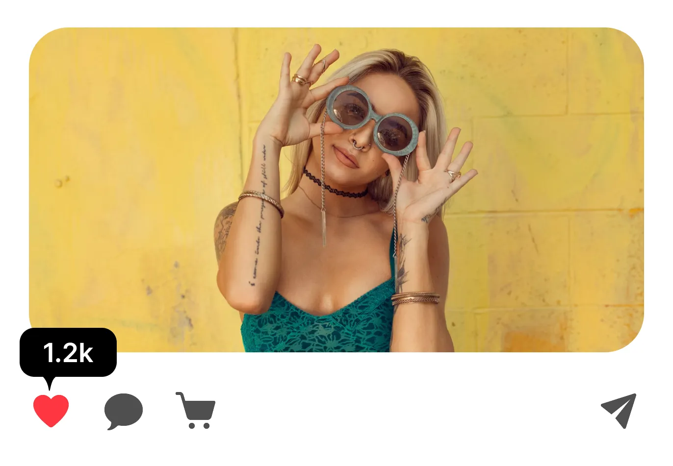 Post do Instagram com curtidas, comentários e carrinho